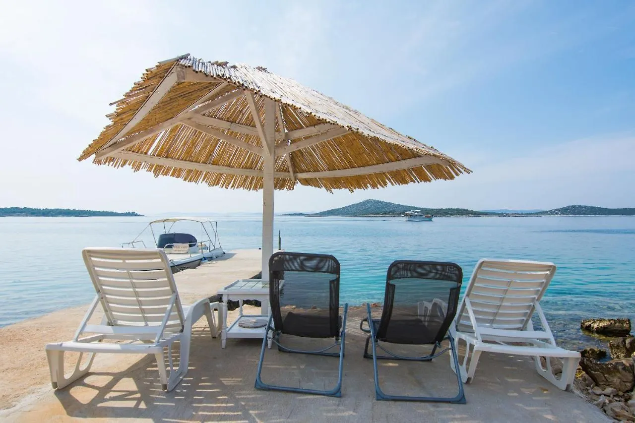 House Lanterna Villa Tkon 0*,  Kroatien