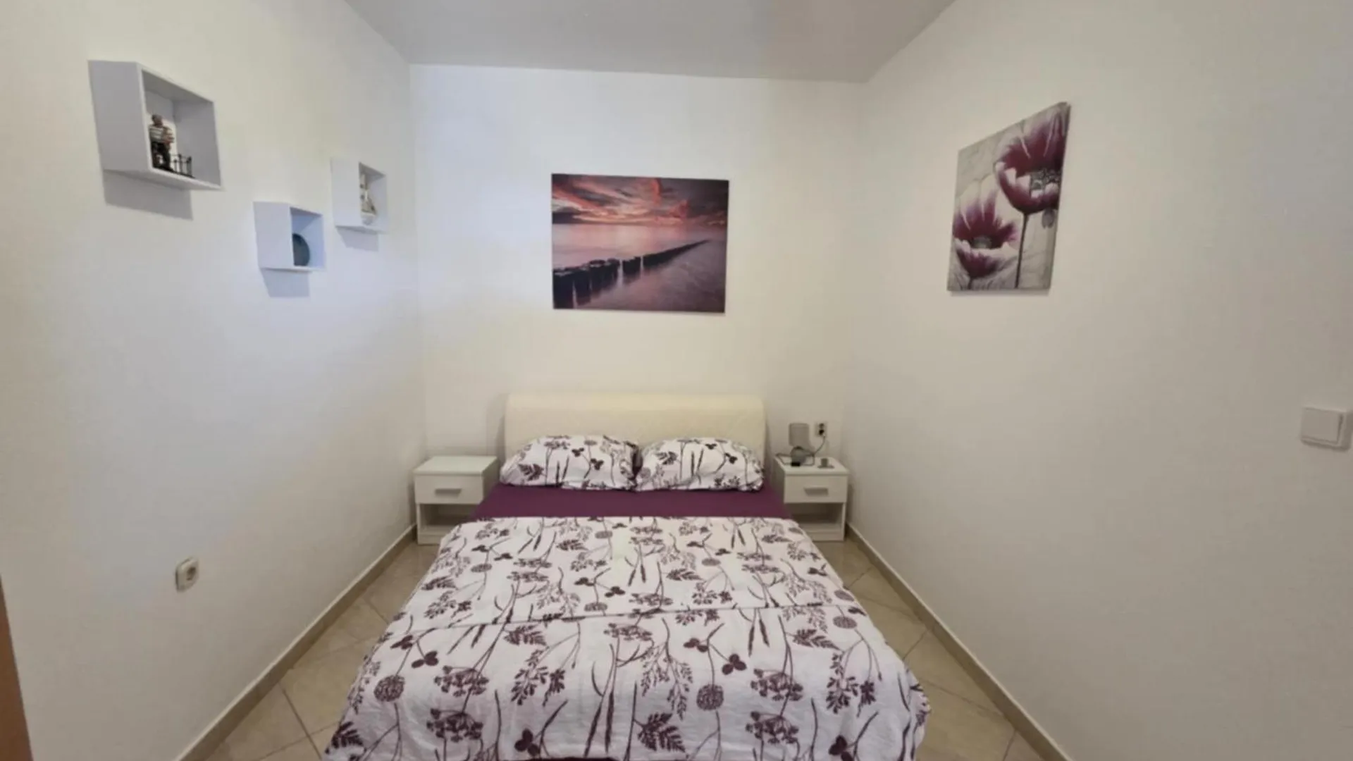 House Lanterna Villa Tkon 0*,